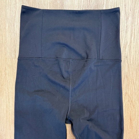 Girlfriend Collective Compressive High-rise Leggings Black Athletic Leggings - Picture 5 of 7